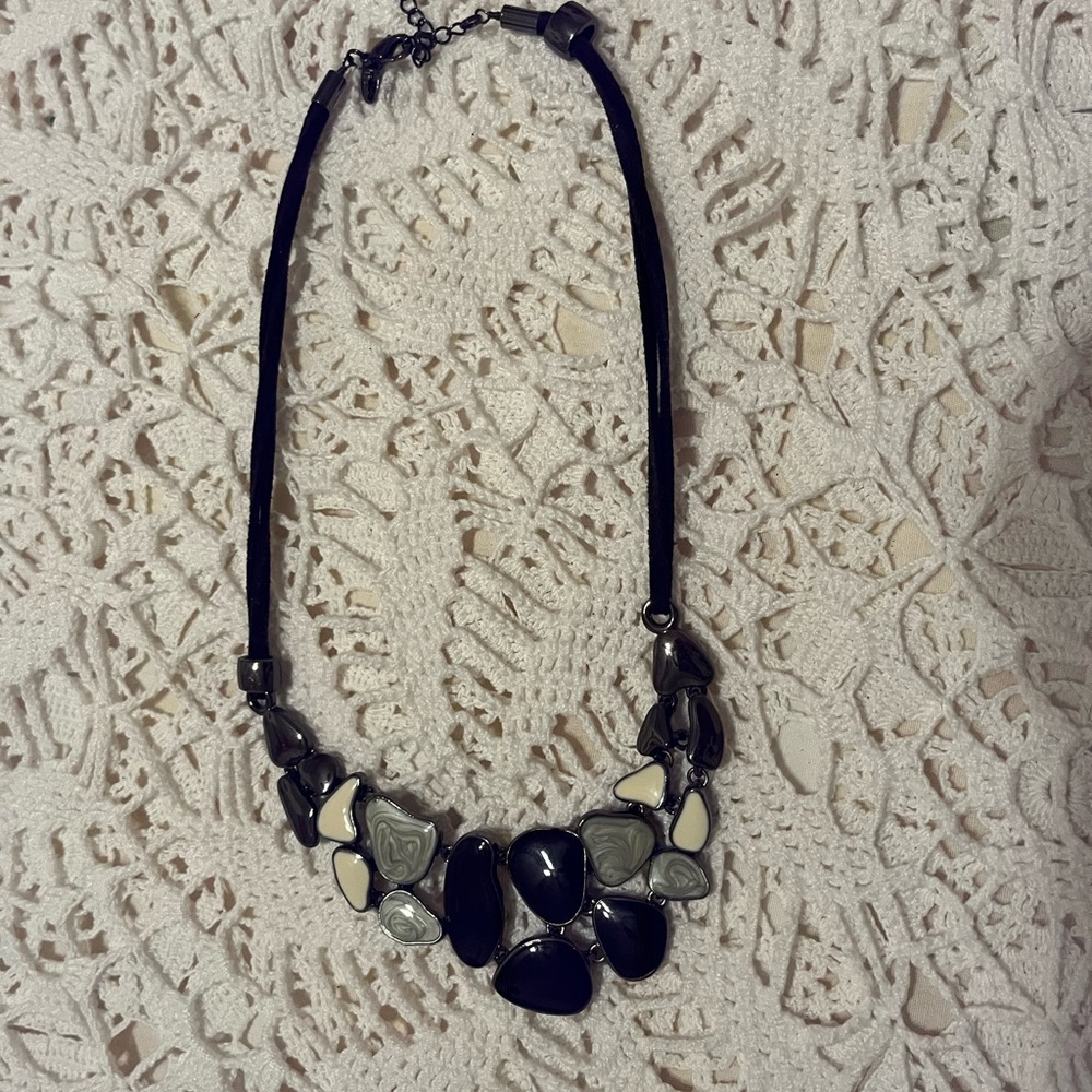 Lia Sophia Black & Gray Necklace